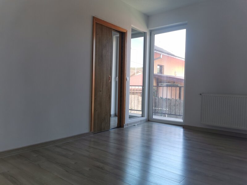 Floresti, jud. Cluj, de vanzare apartament 2 cam. finisat,
