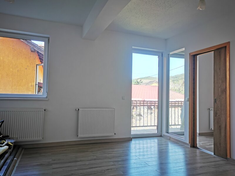 Floresti, jud. Cluj, de vanzare apartament 2 cam. finisat,
