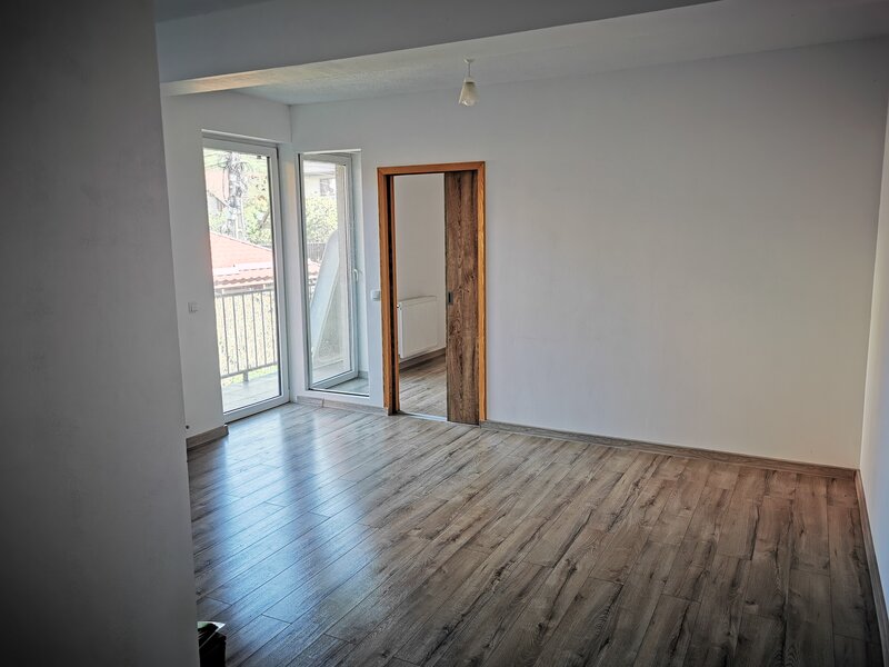 Floresti, jud. Cluj, de vanzare apartament 2 cam. finisat,